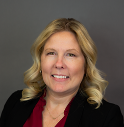 Liz Mosher : Event Coordinator